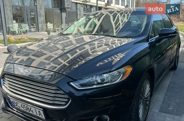 Седан Ford Fusion 2013 в Львове