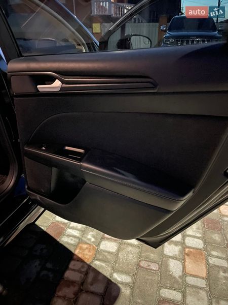 Седан Ford Fusion 2018 в Вышгороде