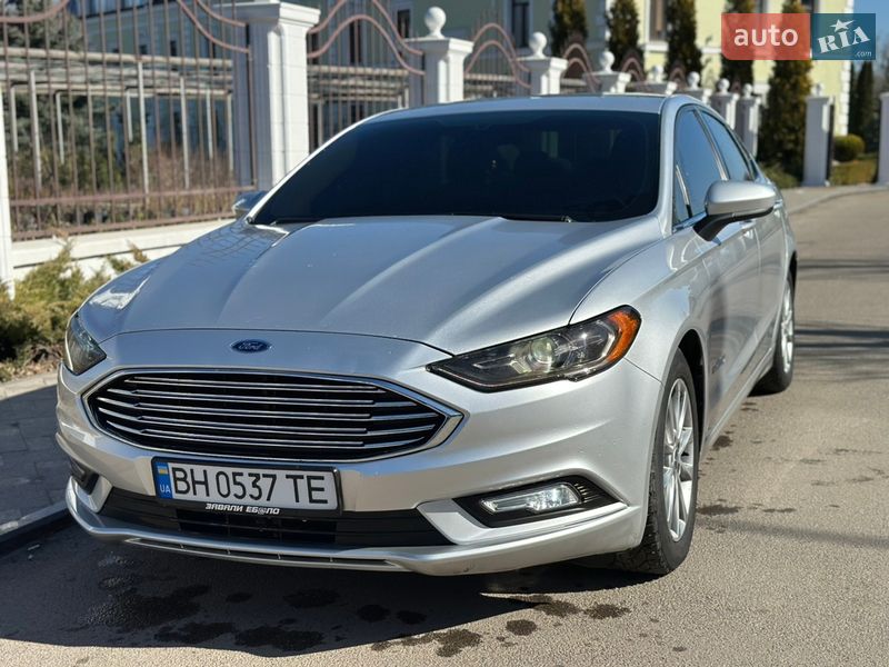 Седан Ford Fusion 2018 в Виннице
