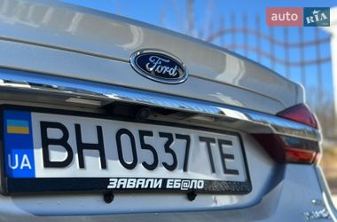 Седан Ford Fusion 2018 в Виннице