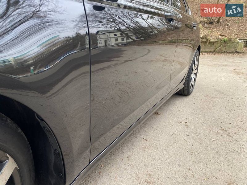 Седан Ford Fusion 2019 в Львове