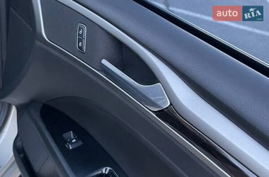 Седан Ford Fusion 2015 в Ужгороде