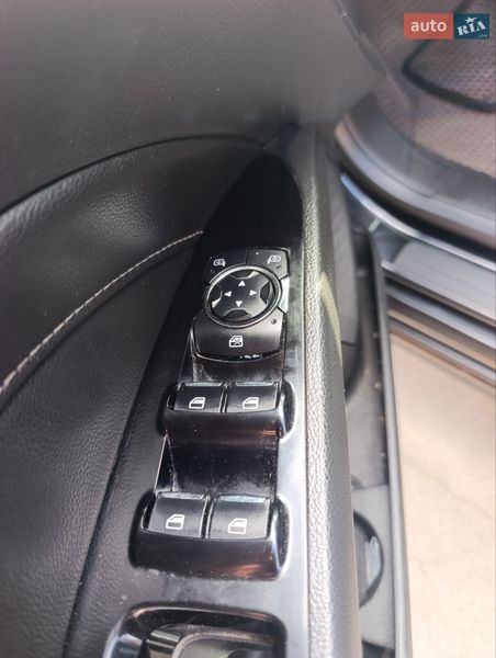 Седан Ford Fusion 2014 в Києві