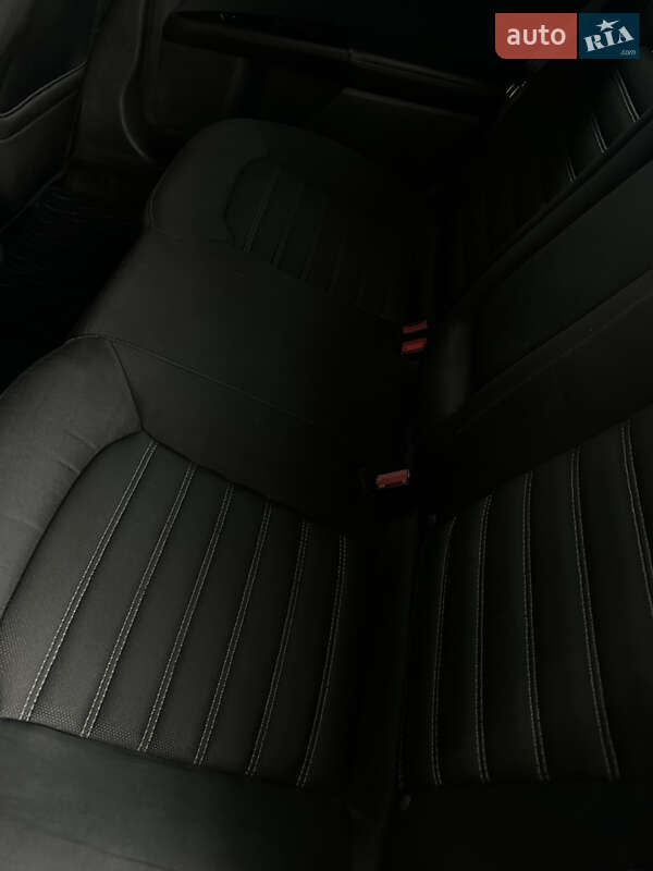 Седан Ford Fusion 2014 в Миргороде