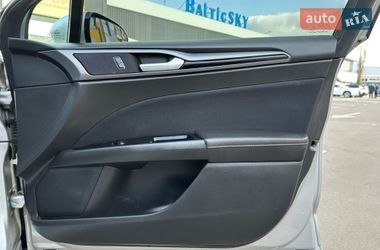Седан Ford Fusion 2016 в Киеве