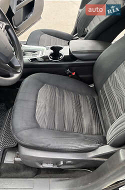 Седан Ford Fusion 2015 в Киеве