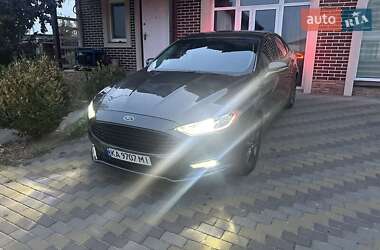 Седан Ford Fusion 2018 в Киеве