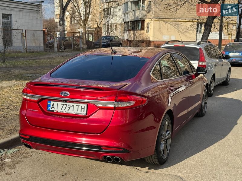 Седан Ford Fusion 2016 в Киеве