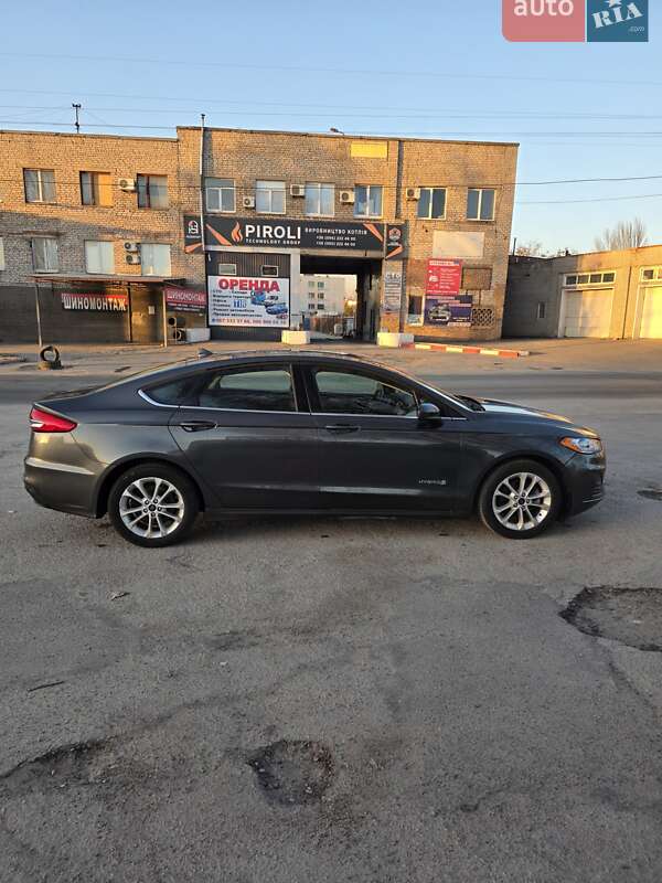 Седан Ford Fusion 2019 в Запорожье