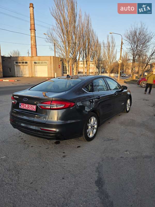 Седан Ford Fusion 2019 в Запорожье