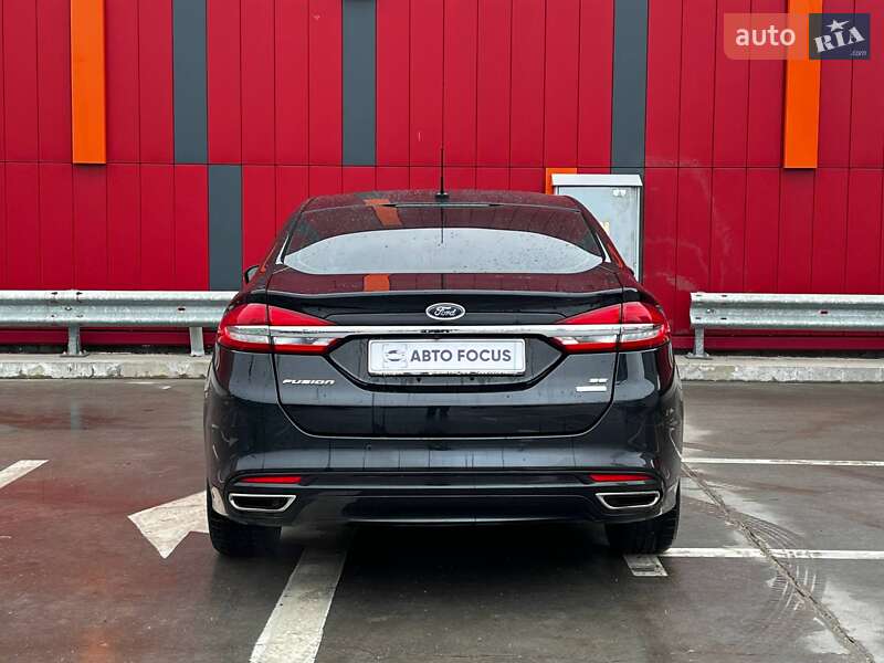 Седан Ford Fusion 2016 в Киеве