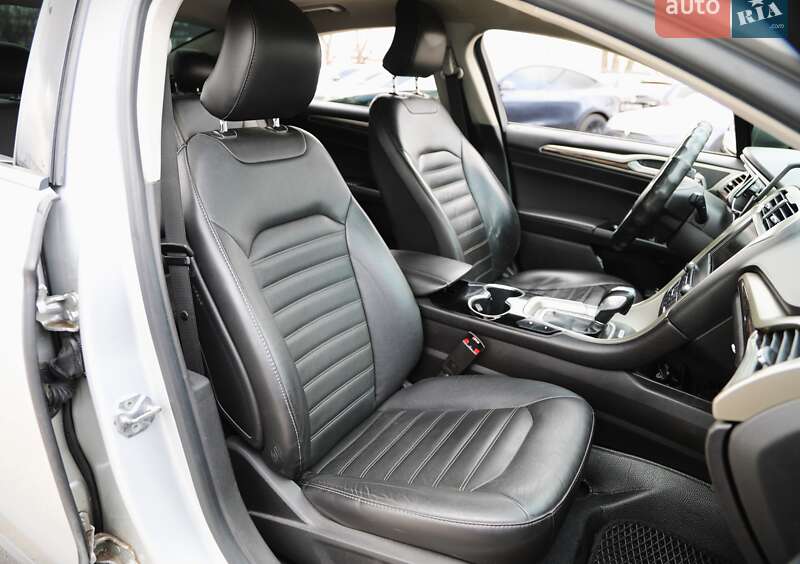 Седан Ford Fusion 2016 в Харькове