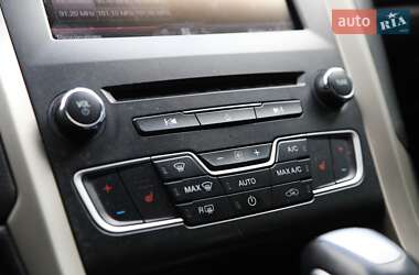 Седан Ford Fusion 2016 в Харькове