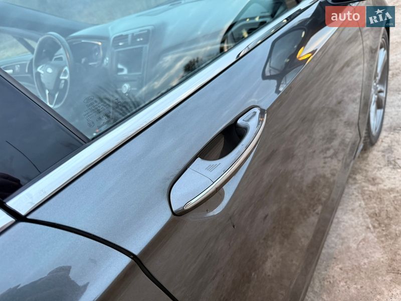 Седан Ford Fusion 2016 в Києві