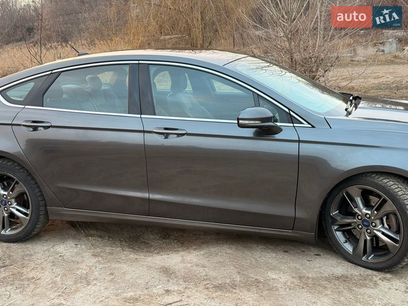 Седан Ford Fusion 2016 в Києві