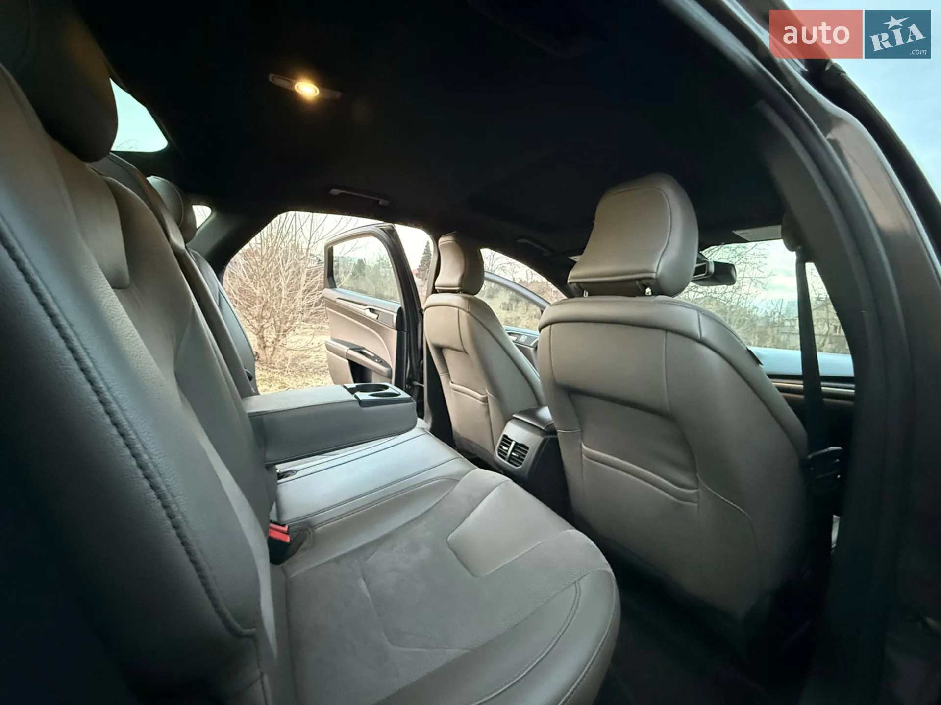 2016 Ford Fusion - мініатюра 29