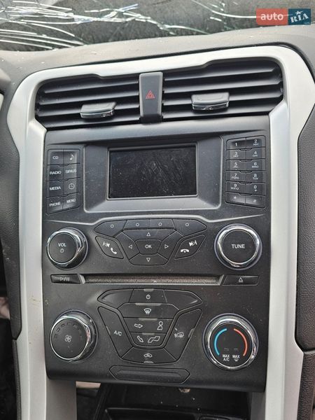 Седан Ford Fusion 2014 в Киеве фото 9 Седан Ford Fusion 2014 в Киеве