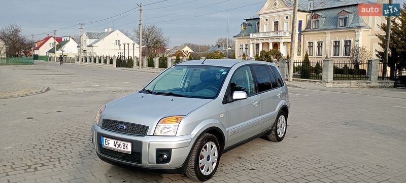 Хэтчбек Ford Fusion 2009 в Радивилове фото Хэтчбек Ford Fusion 2009 в Радивилове