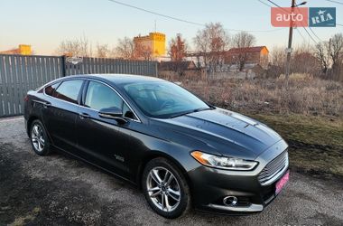 Седан Ford Fusion 2015 в Кагарлыке