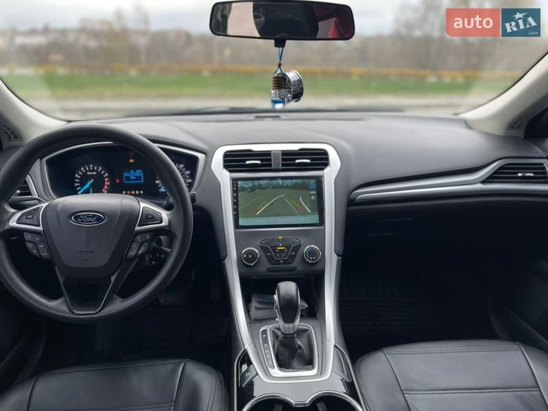 Седан Ford Fusion 2015 в Буче
