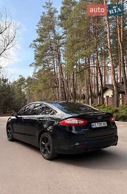 Седан Ford Fusion 2014 в Новомосковську