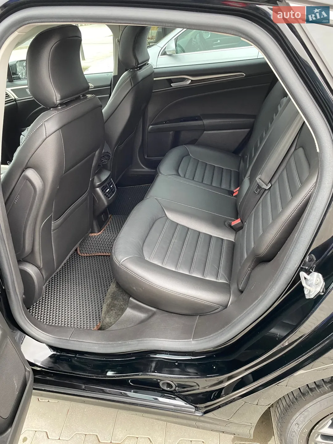 2016 Ford Fusion - мініатюра 5