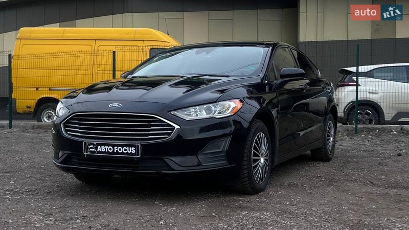 Седан Ford Fusion 2018 в Киеве