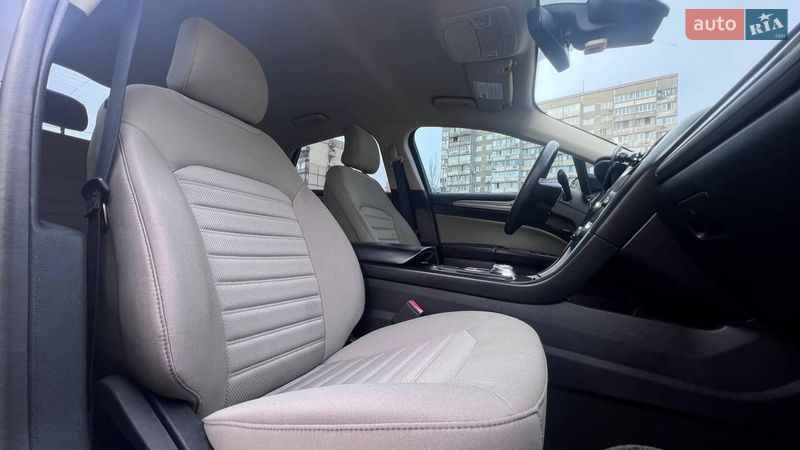 Седан Ford Fusion 2018 в Киеве