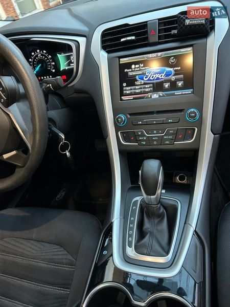 Седан Ford Fusion 2016 в Киеве фото 11 Седан Ford Fusion 2016 в Киеве