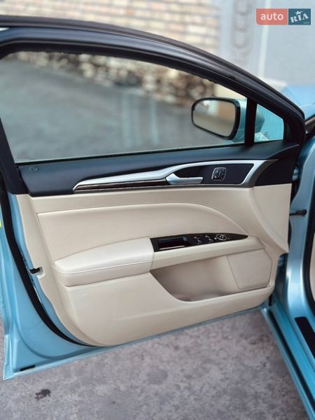 Седан Ford Fusion 2013 в Киеве
