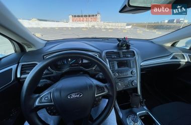 Седан Ford Fusion 2018 в Львове