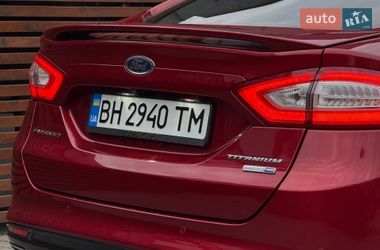 Седан Ford Fusion 2014 в Одесі