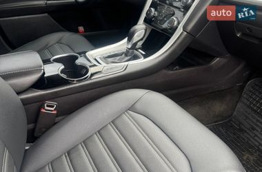 Седан Ford Fusion 2015 в Прилуках