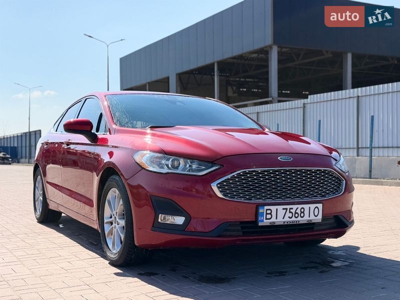 Седан Ford Fusion 2019 в Полтаве