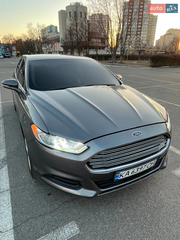 2013 Ford Fusion - мініатюра 19