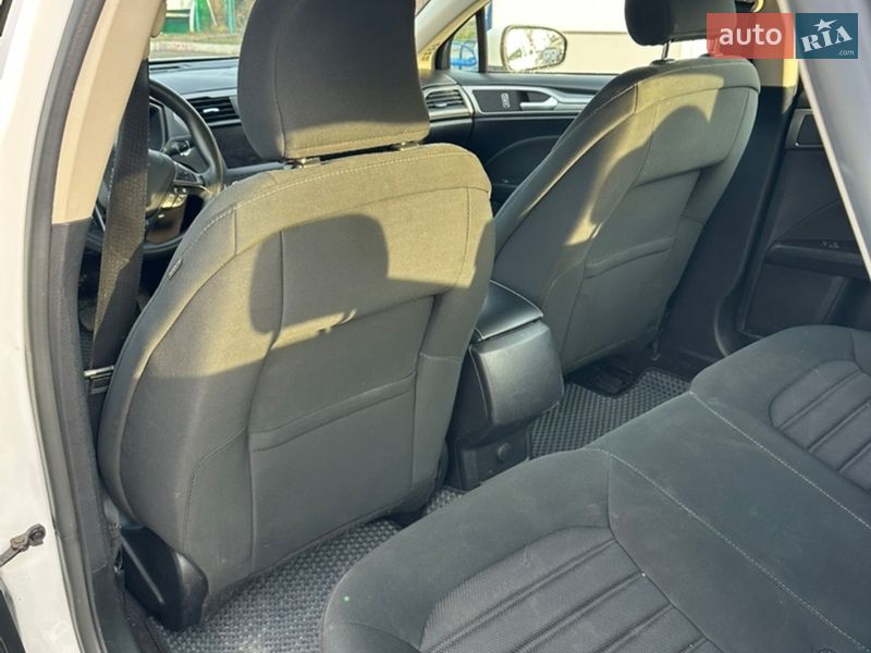 Седан Ford Fusion 2017 в Ірпені