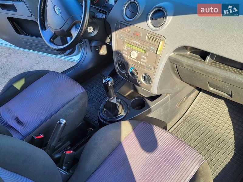Хэтчбек Ford Fusion 2007 в Киеве