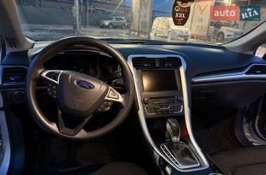 Седан Ford Fusion 2016 в Тернополі