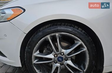 Седан Ford Fusion 2014 в Львове