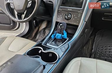 Седан Ford Fusion 2014 в Львове