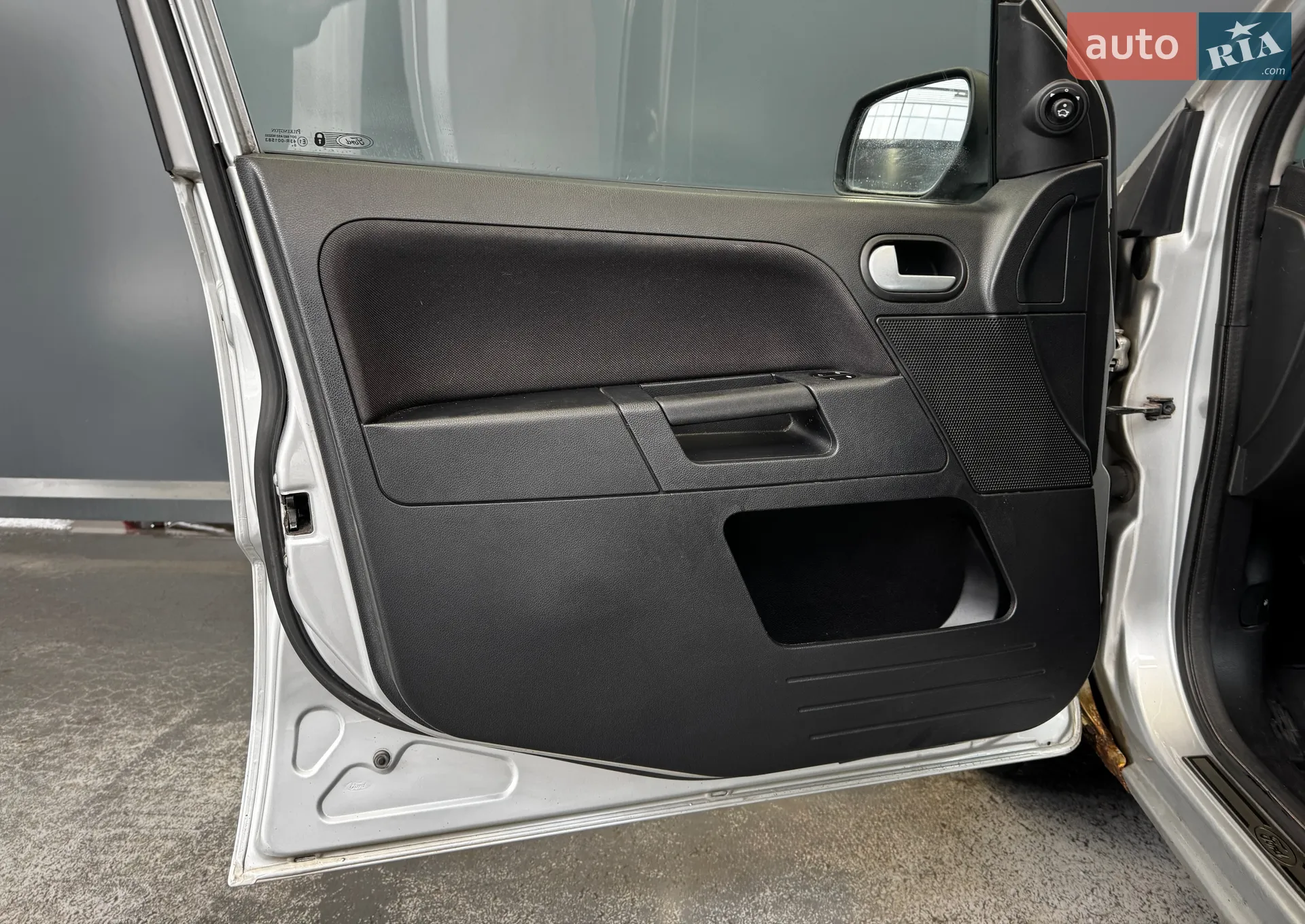 2011 Ford Fusion - мініатюра 34