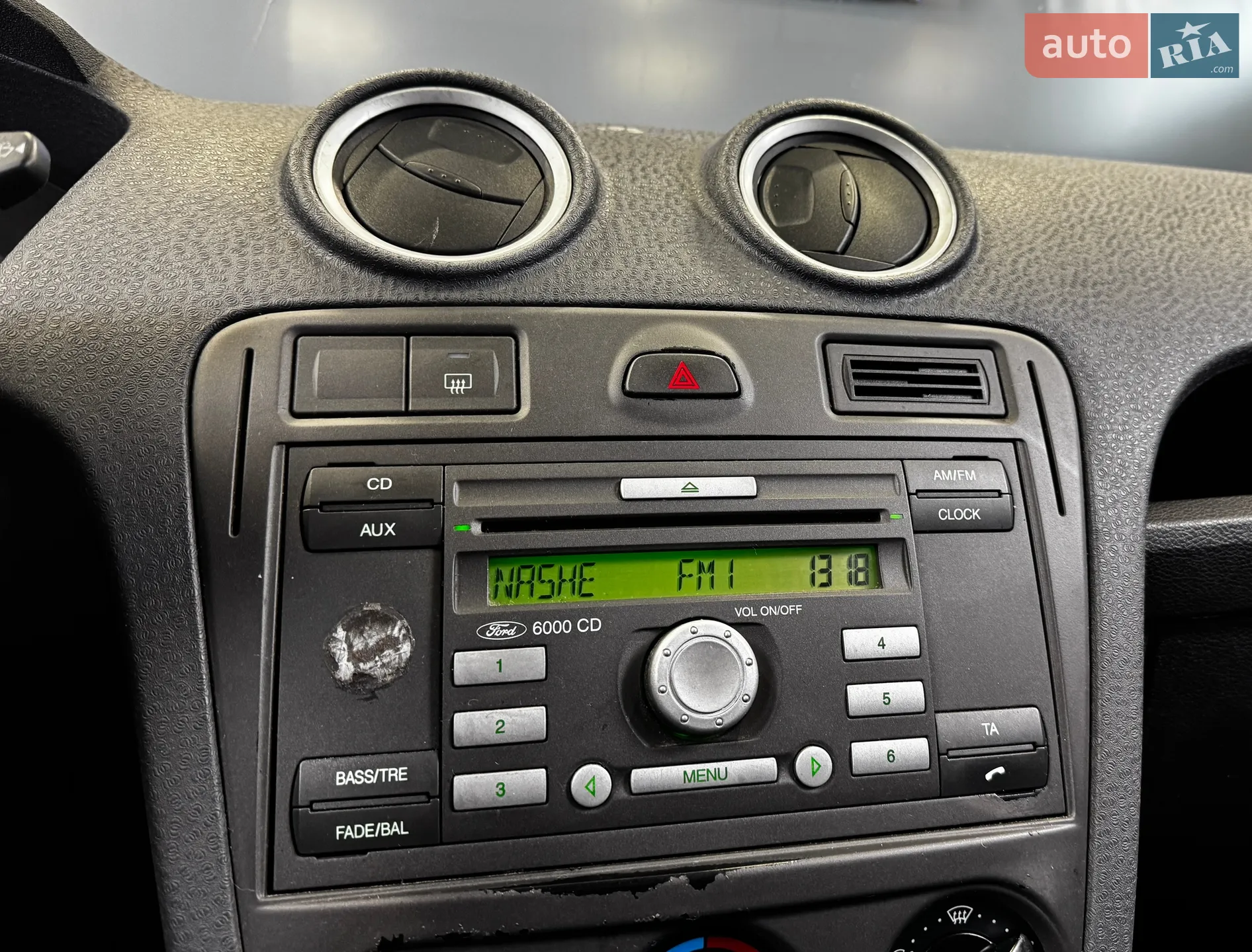2011 Ford Fusion - мініатюра 28