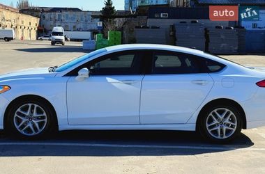 Седан Ford Fusion 2015 в Києві