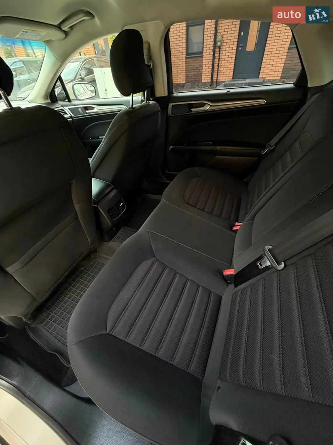 2016 Ford Fusion - мініатюра 27