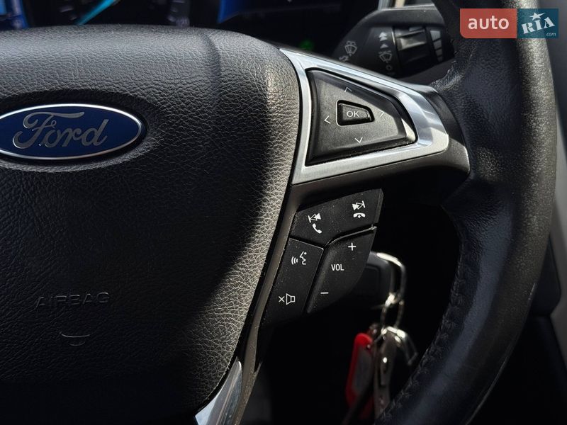 Седан Ford Fusion 2013 в Ровно фото 40 Седан Ford Fusion 2013 в Ровно