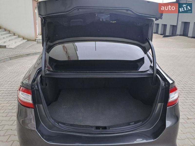 Седан Ford Fusion 2015 в Тернополе фото 17 Седан Ford Fusion 2015 в Тернополе