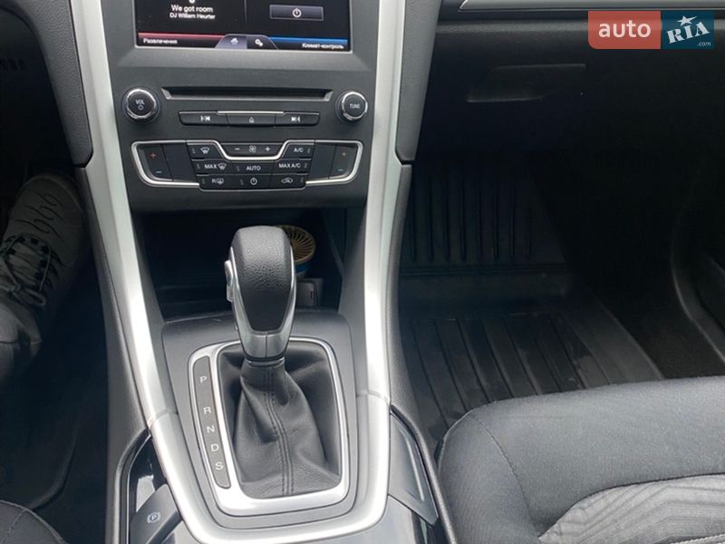 Седан Ford Fusion 2016 в Києві