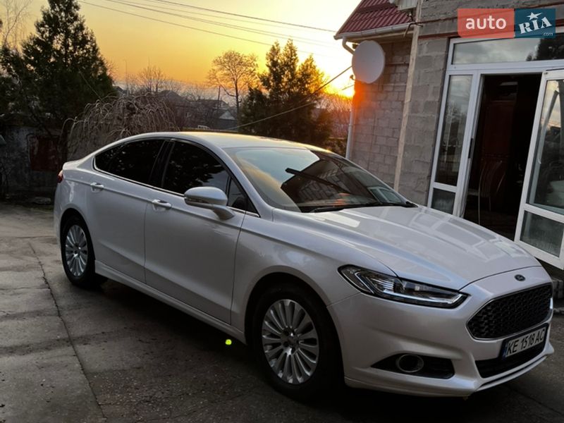 Седан Ford Fusion 2013 в Днепре