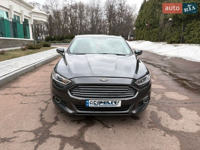 Седан Ford Fusion 2016 в Чернігові