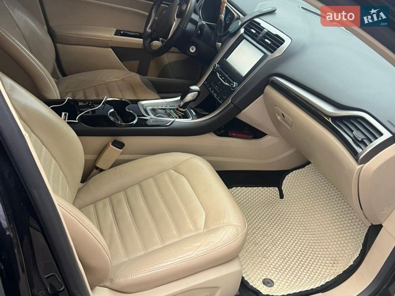 Седан Ford Fusion 2014 в Виннице